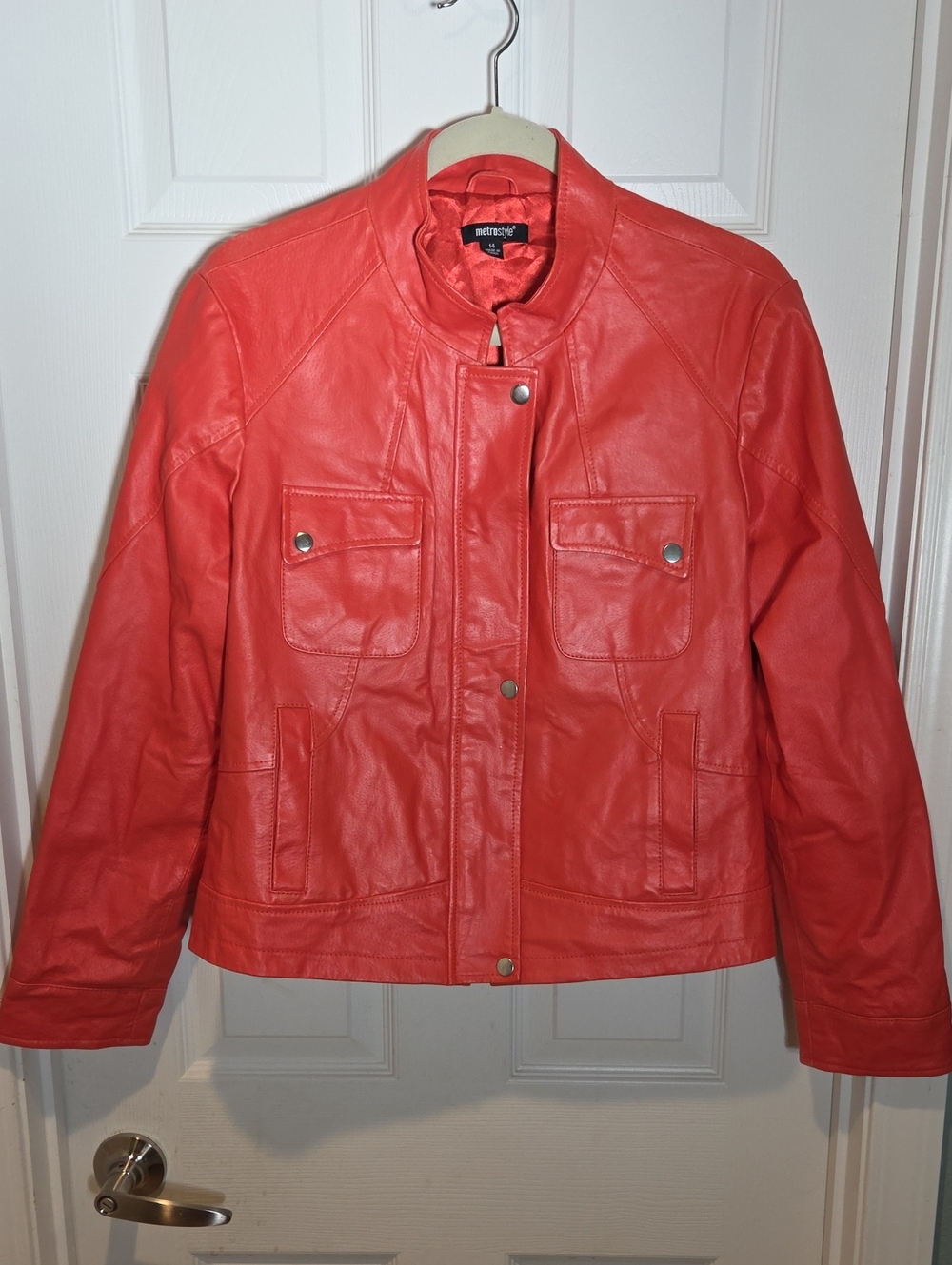 Metro Style Women's 100% Genuine Red Leather Jacket Size 14 "Like New"